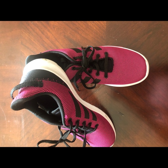 adidas cloudfoam pink and black